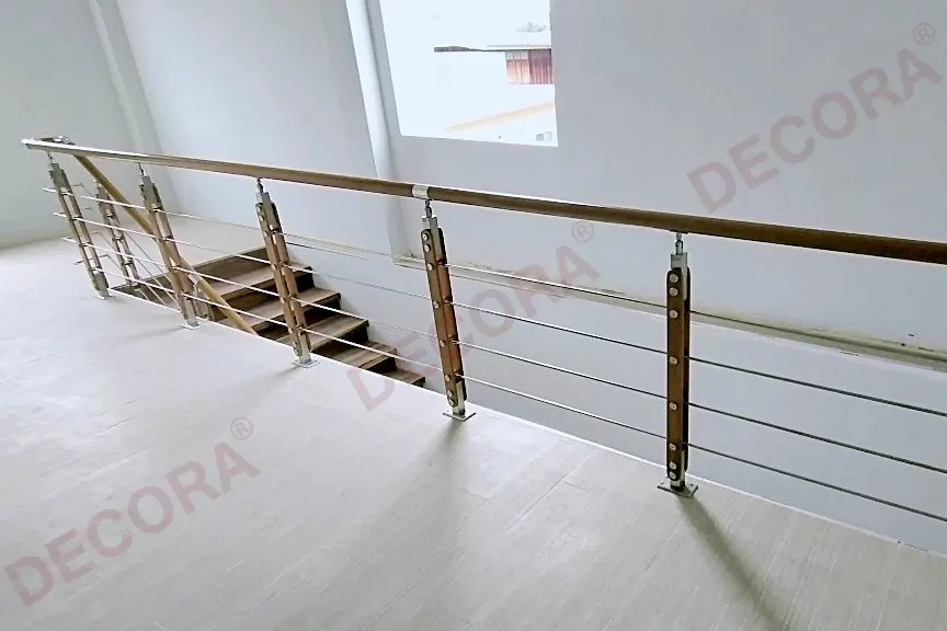 ผลงานการติดตั้งราวบันได ราวระเบียง ราวกันตก BL-517 บ้านคุณสุนทร By DECORA