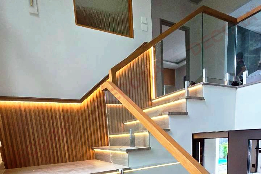 Luxury glass staircase GL-03 DECORA