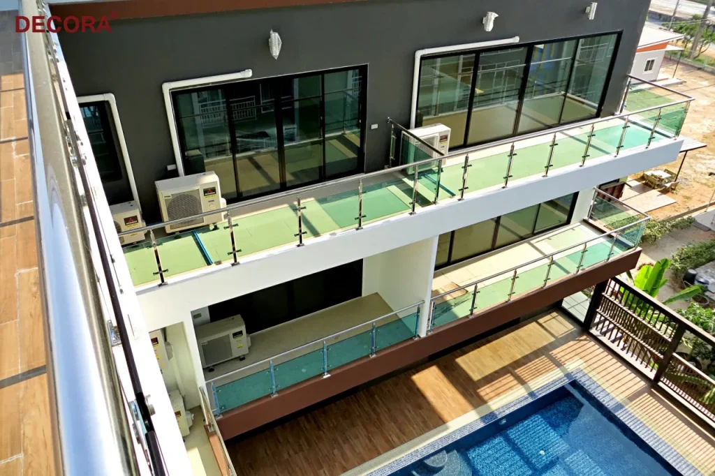 ราวระเบียง ราวกันตกกระจก