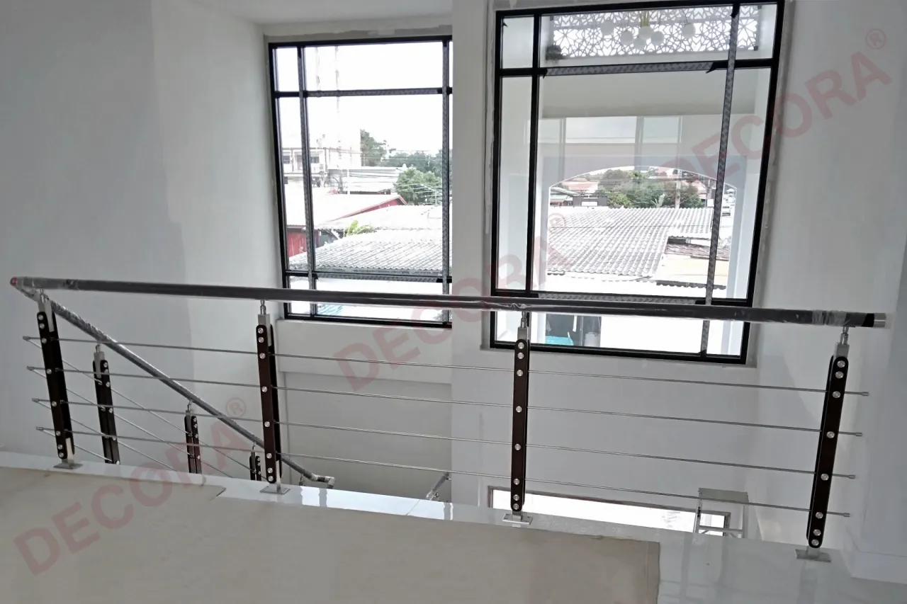 ผลงานการติดตั้งราวบันได ราวระเบียง ราวกันตก BL-517 บ้านคุณเกศณี By DECORA