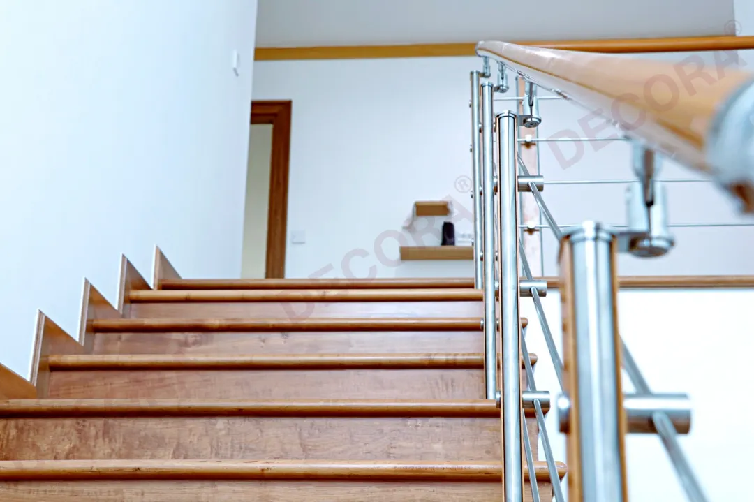 ผลงานการติดตั้งราวบันได ราวระเบียง ราวกันตก BL-514 บ้านคุณสมภพ By DECORA