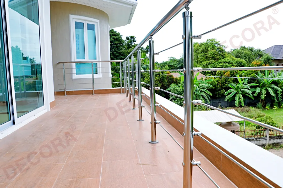 ผลงานการติดตั้งราวบันได ราวระเบียง ราวกันตก BL-616 บ้านคุณสมภพ By DECORA