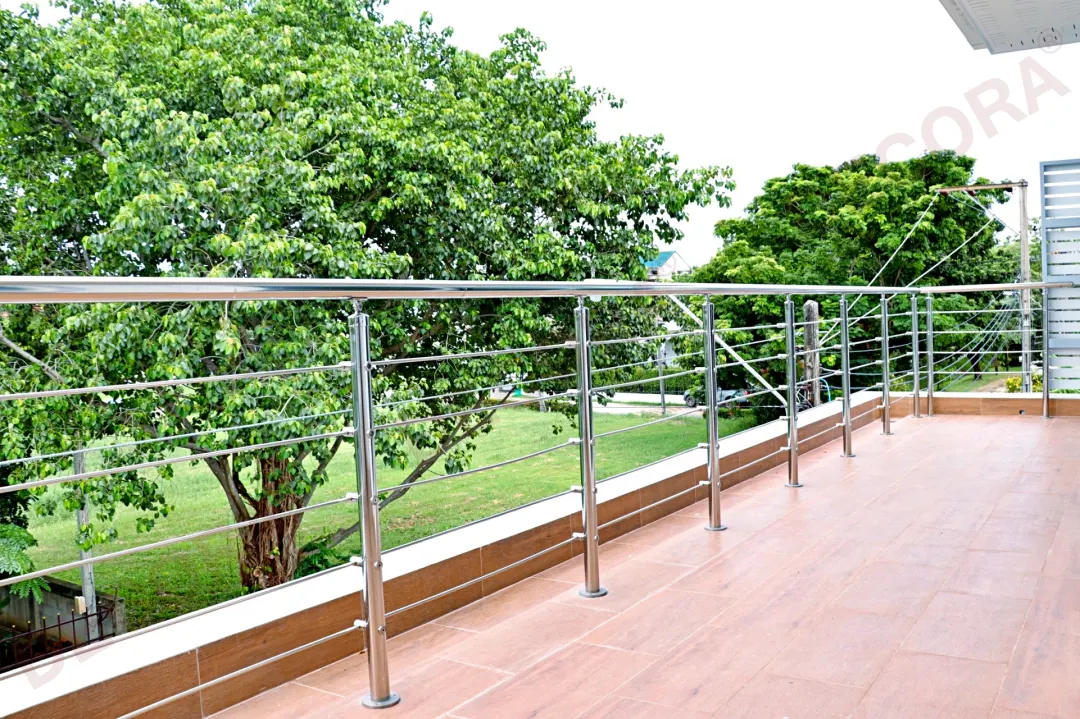 ผลงานการติดตั้งราวบันได ราวระเบียง ราวกันตก BL-616 บ้านคุณสมภพ By DECORA