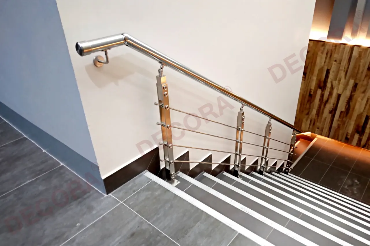 ผลงานการติดตั้งราวบันได ราวระเบียง ราวกันตก BL-602 บ้านคุณบุรินทร์ By DECORA